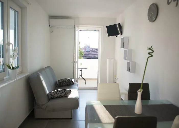 Apartma Rene * بورتوروز